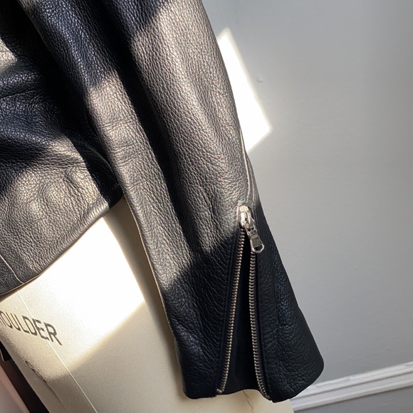 NWOT RARE SPECIAL EDITION ICONS JACKET!!!! - Picture 13 of 17